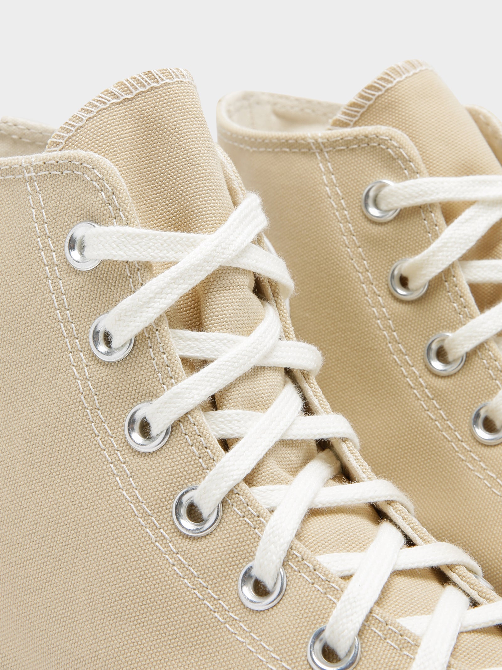 Unisex Chuck 70 High Sneakers in Oatmeal