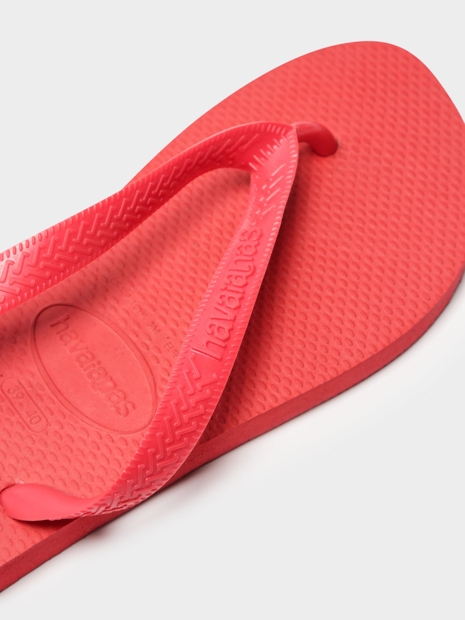 Havaianas Top Thongs in Red