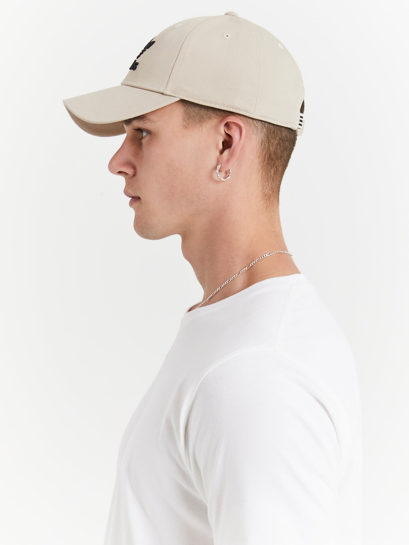 Trefoil Baseball Cap in Wonder Beige