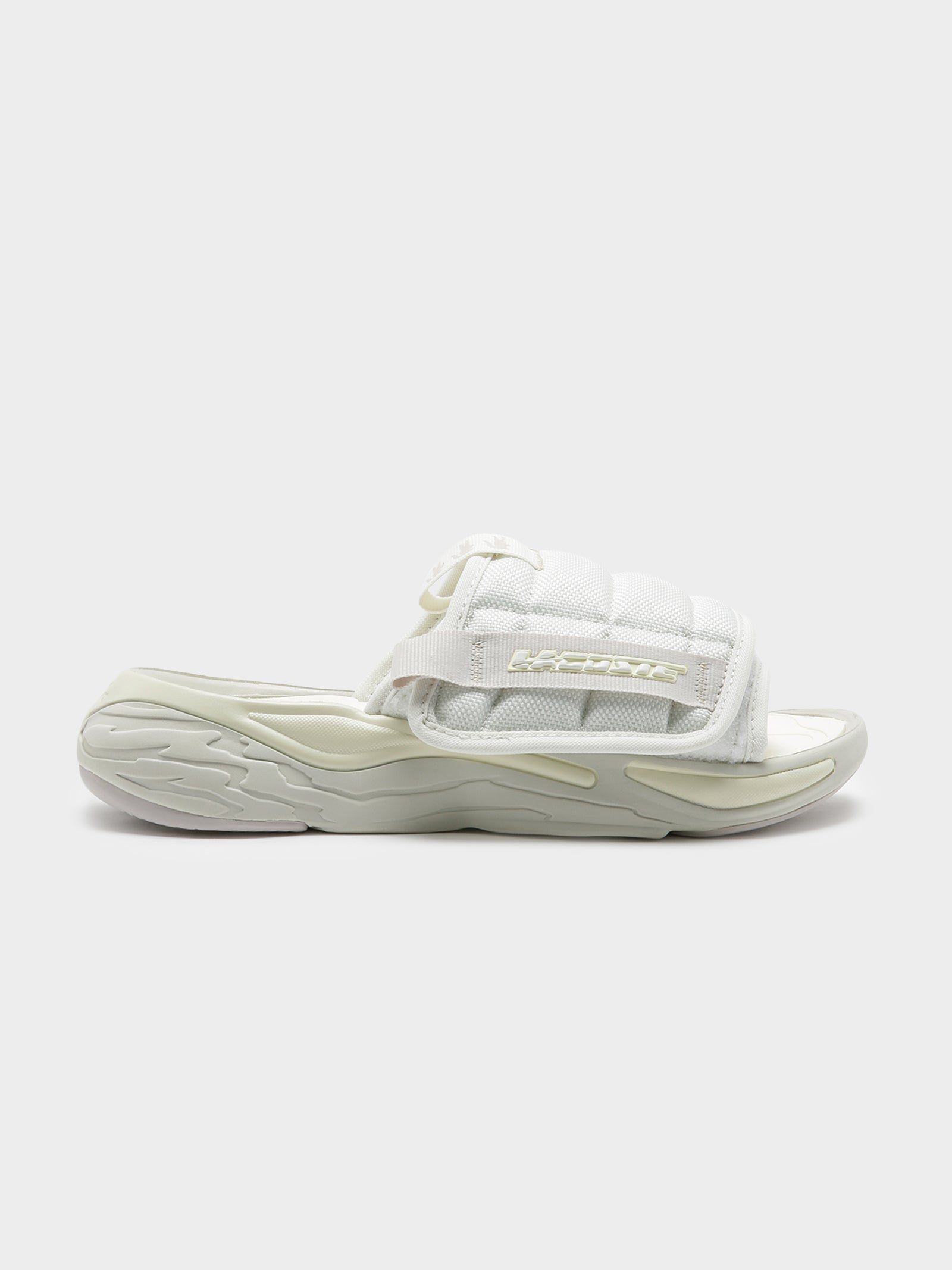 Womens AceSlide Slides in White