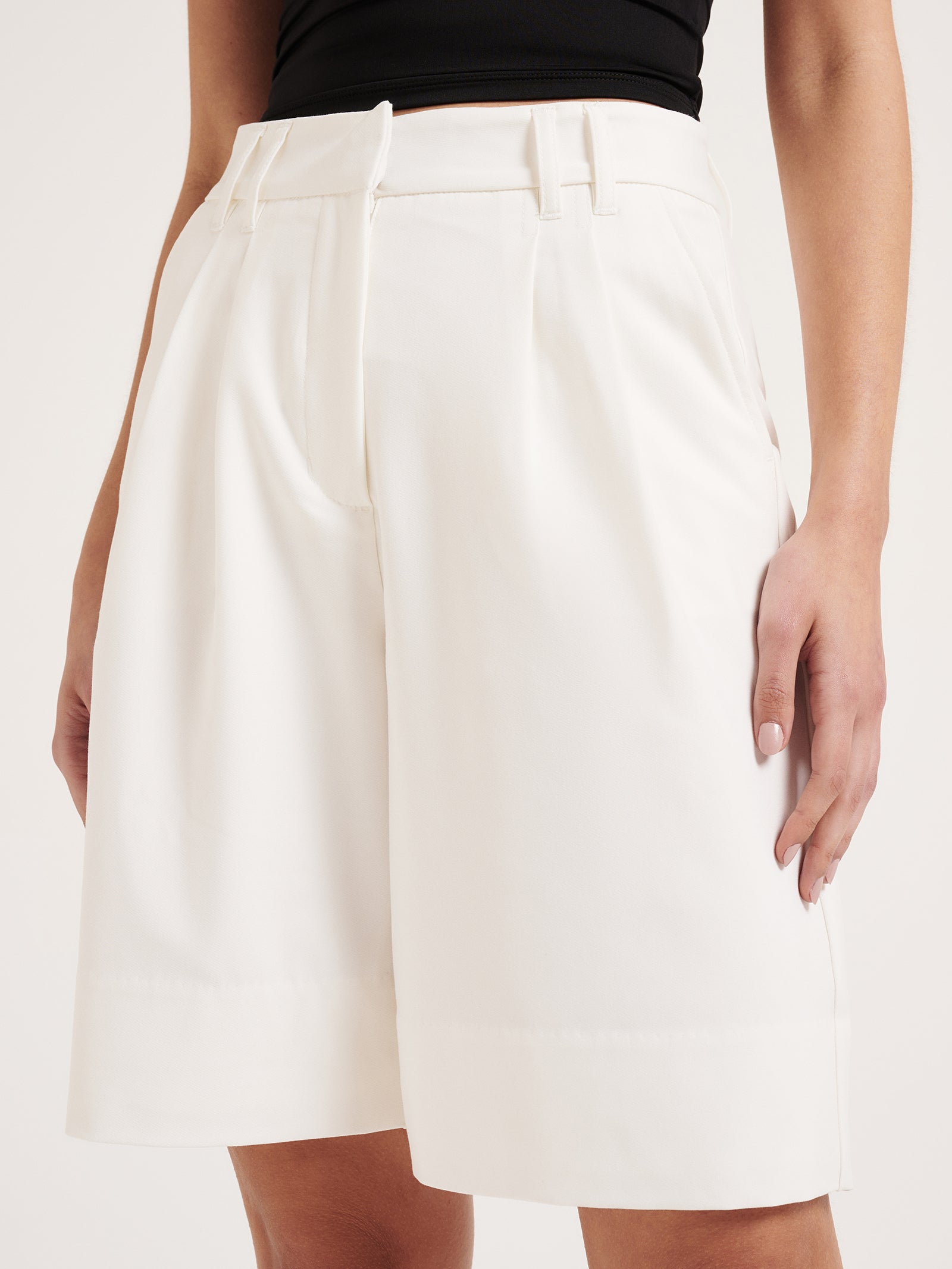 Shanti Tailored Shorts in White