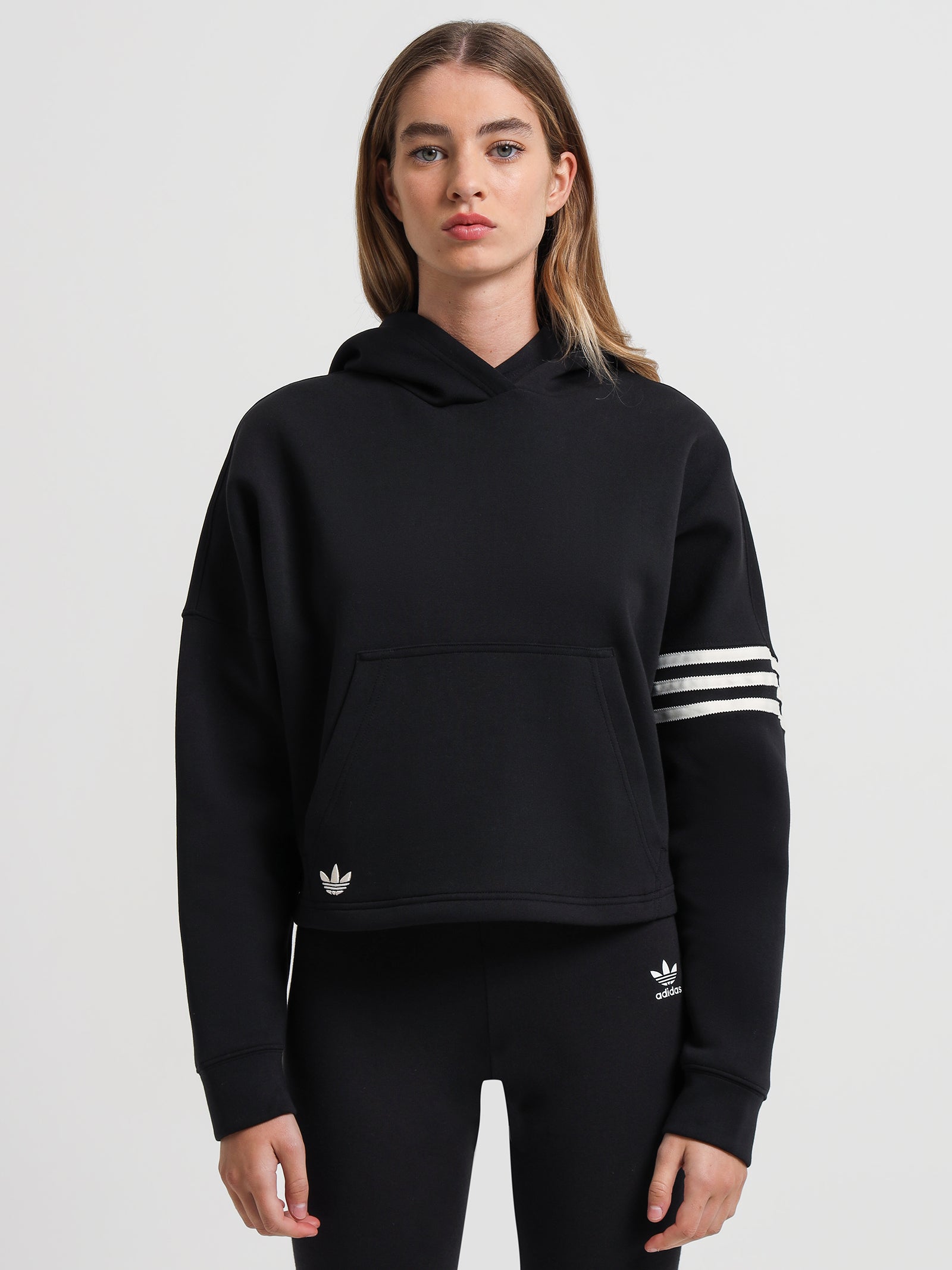 Adicolor Neuclassics Hoodie in Black