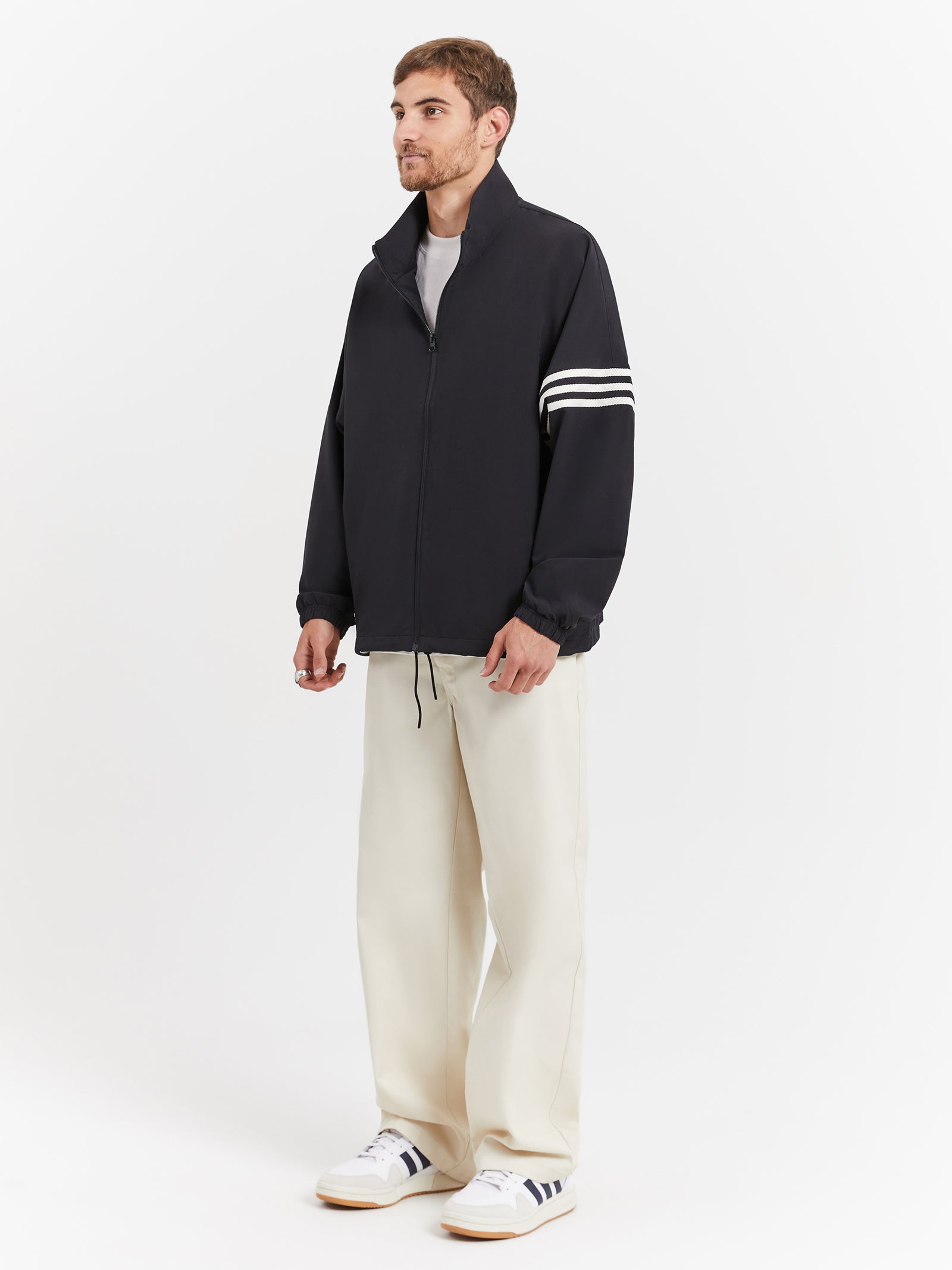 Adicolor Neuclassics Tracktop in Black