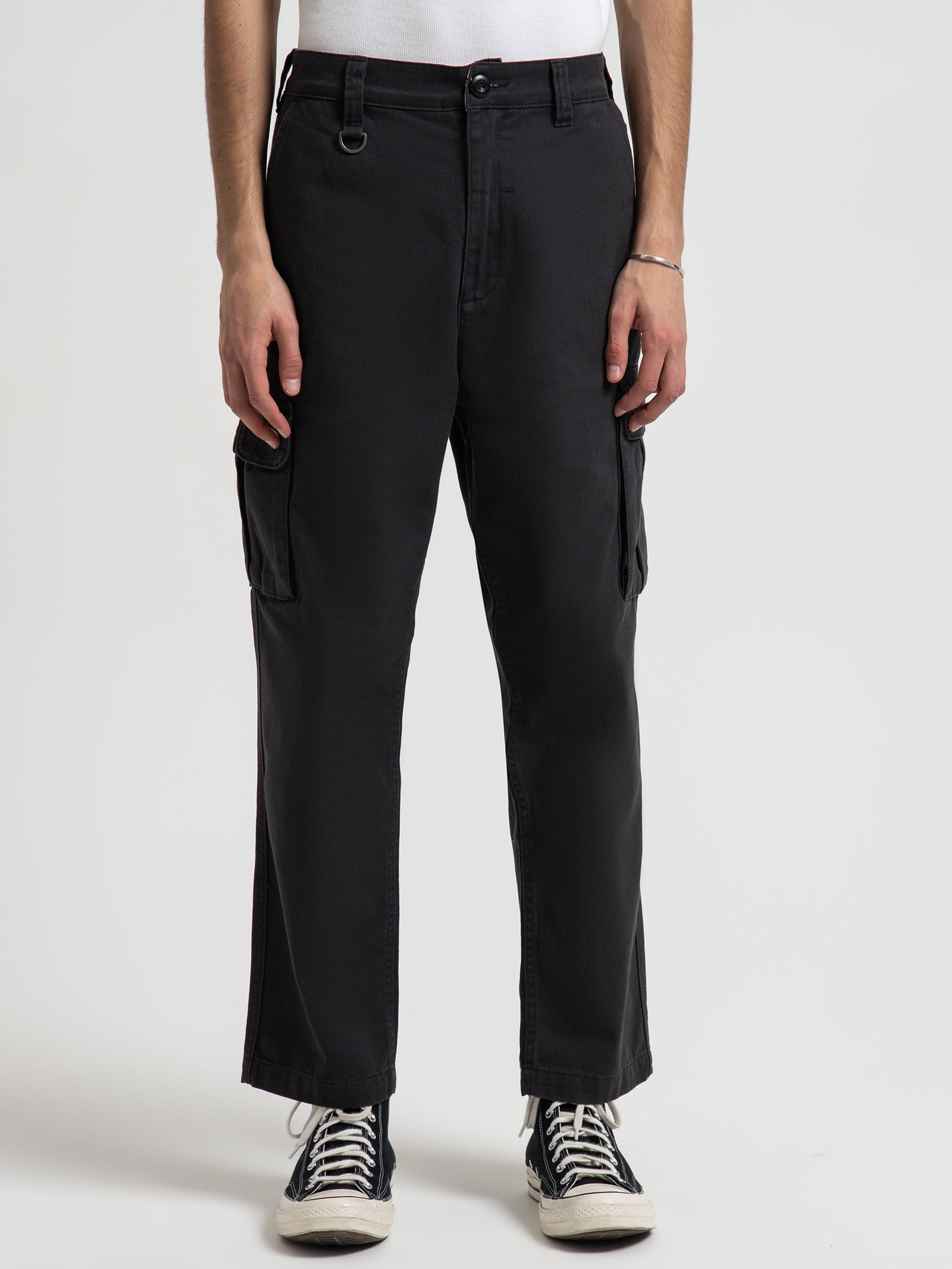 Hard Yakka Slacker Cargo Pants in Charcoal