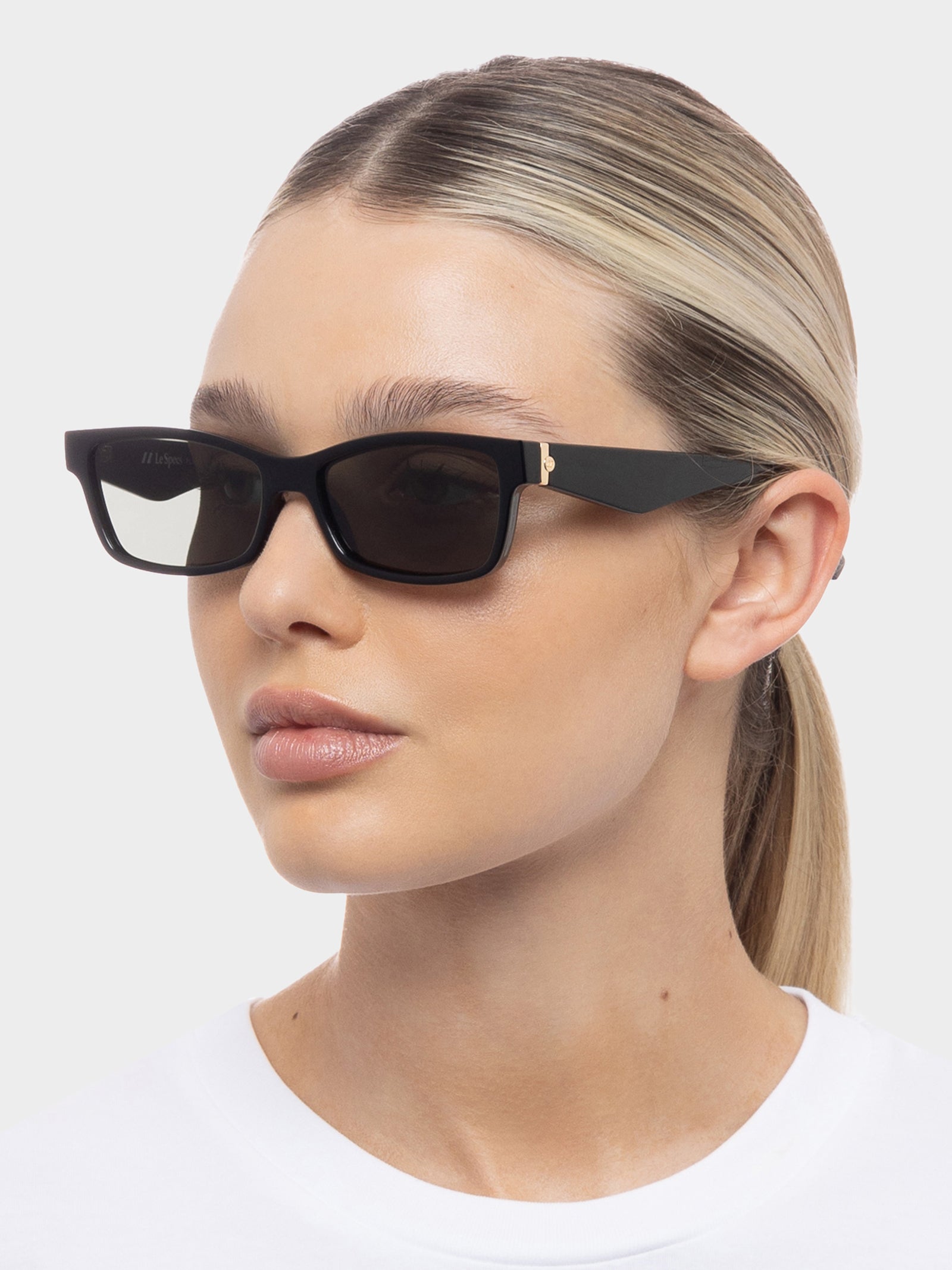 Plateaux Sunglasses in Black Khaki Mono