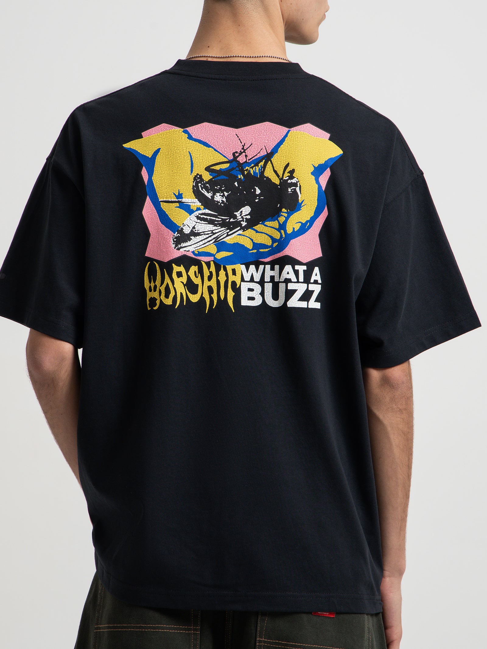 Buzz Off T-Shirt in Washed Black