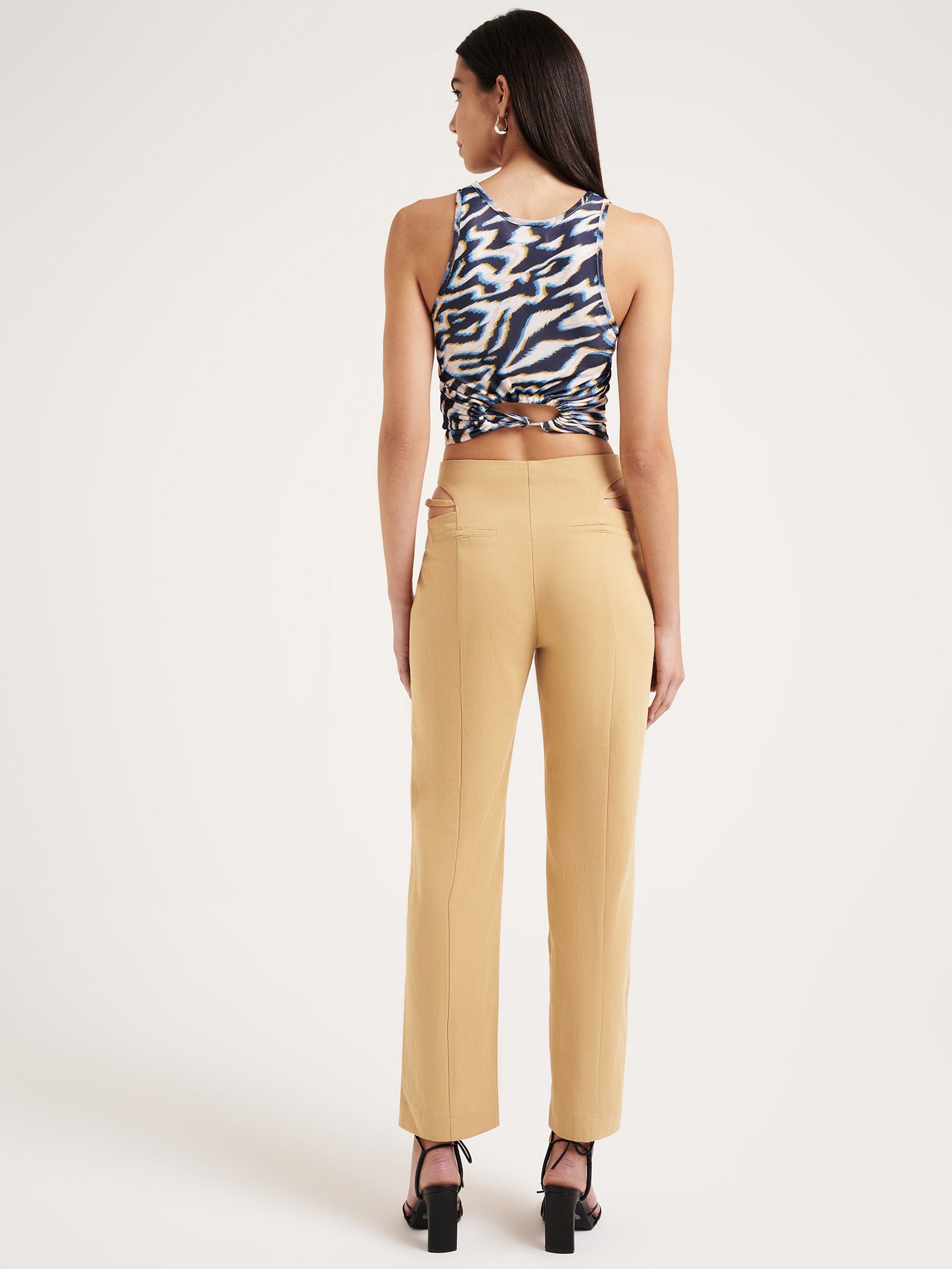 Rhea Tailored Pants in Sand