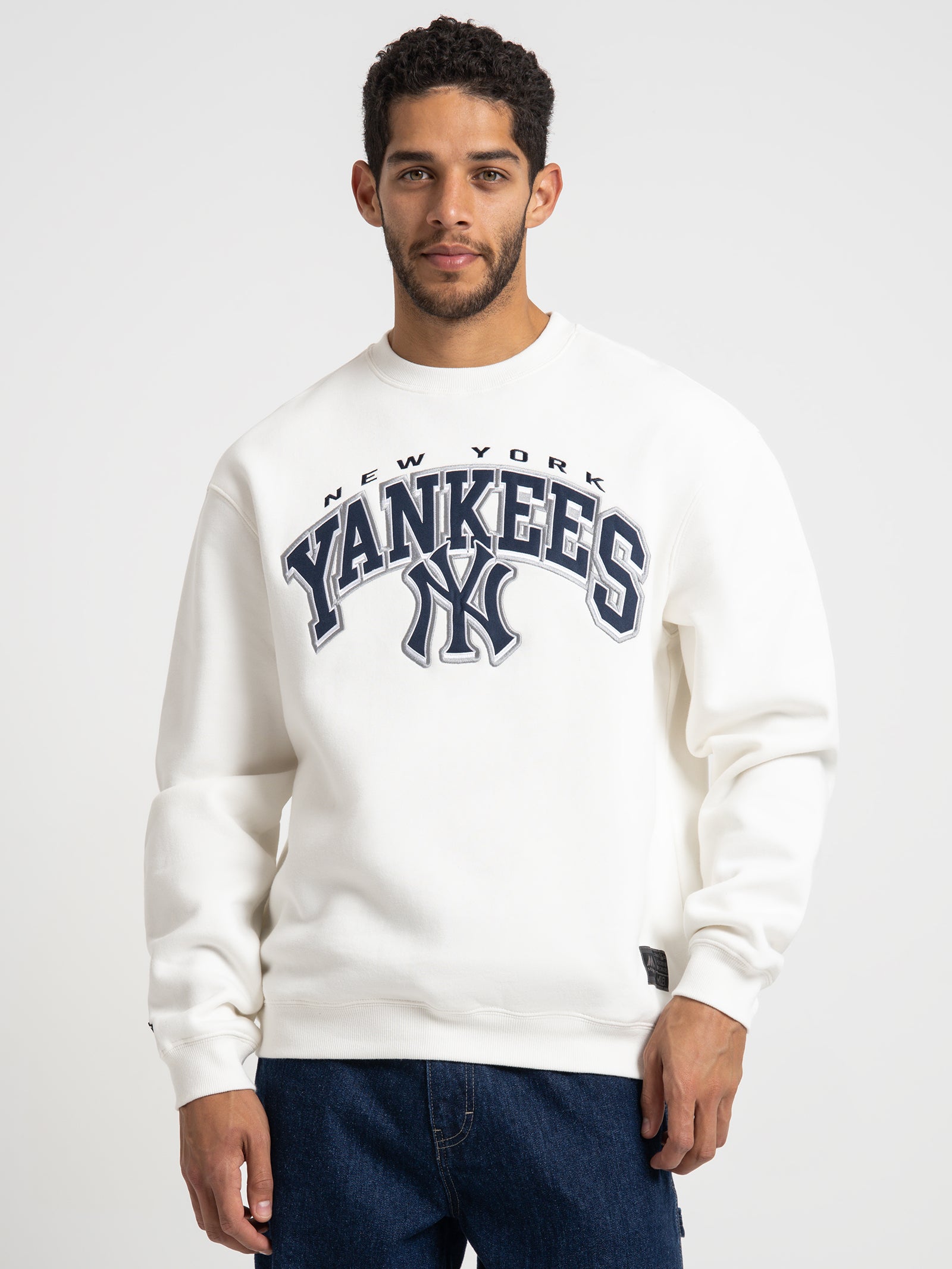 NY Yankees New Classic Arch Crew in Vintage White