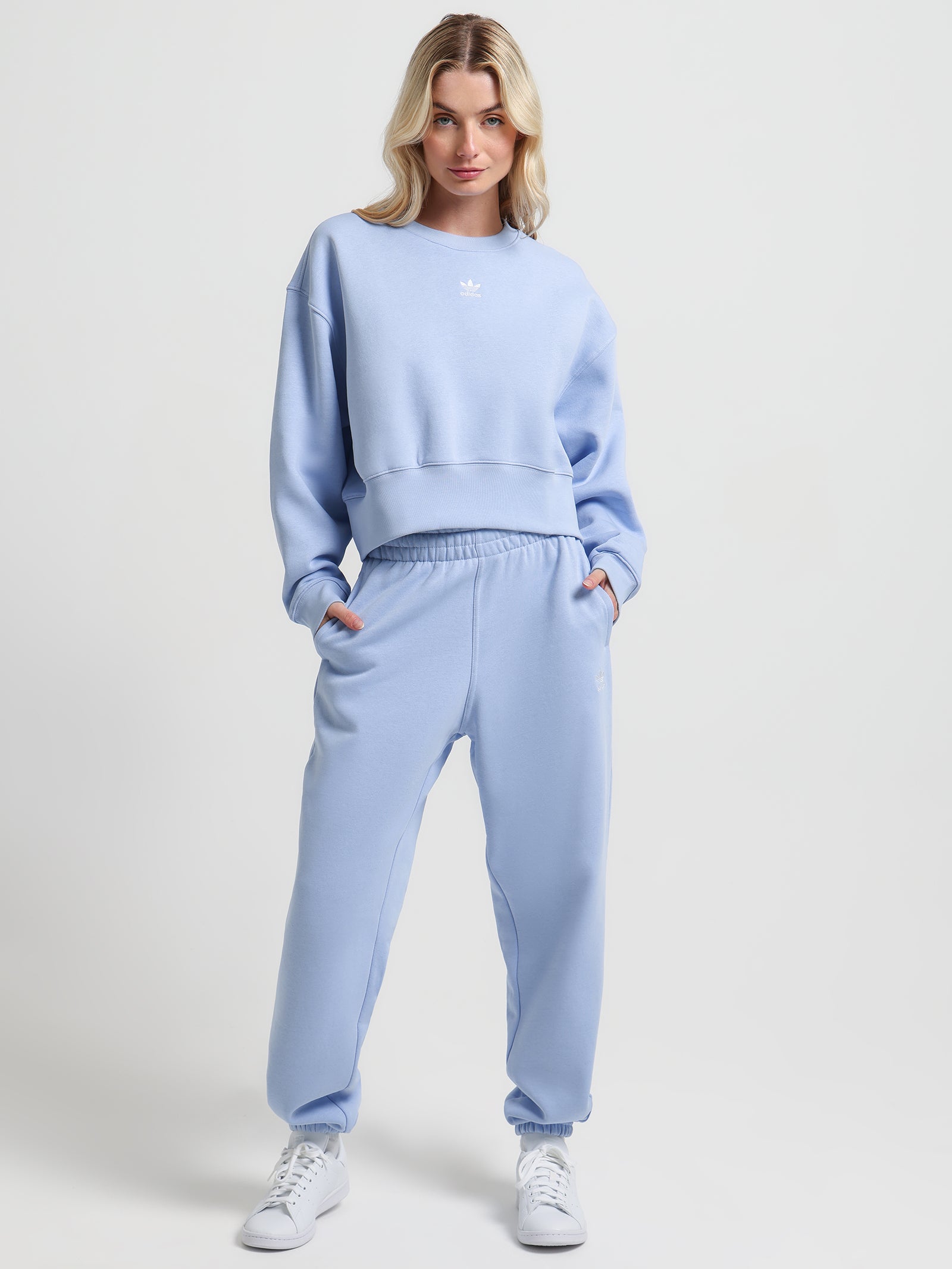 Adicolor Essentials Sweatshirt in Bluedaw