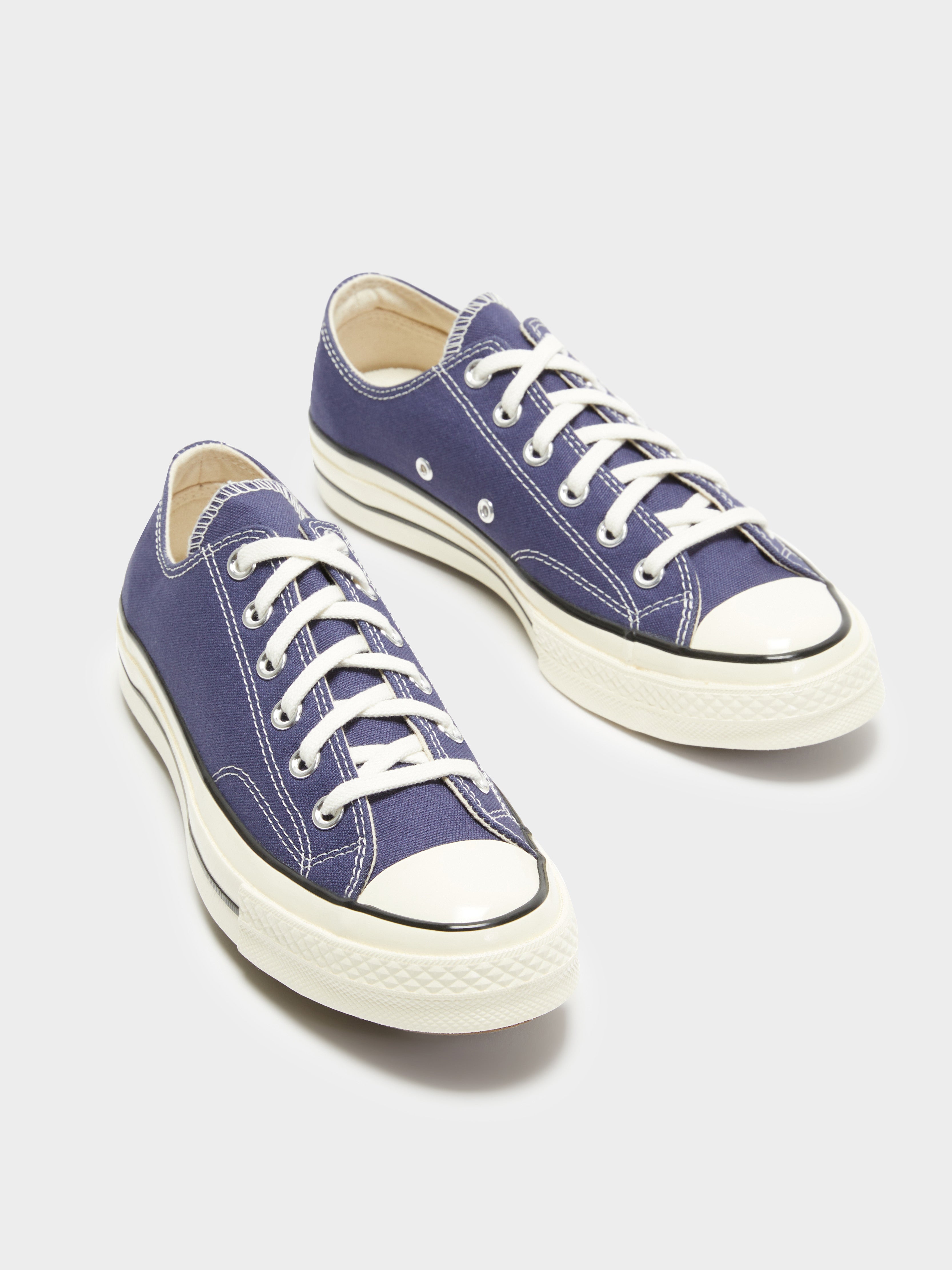 Unisex Chuck Taylor All Star Classic Low Top Sneakers in Blue