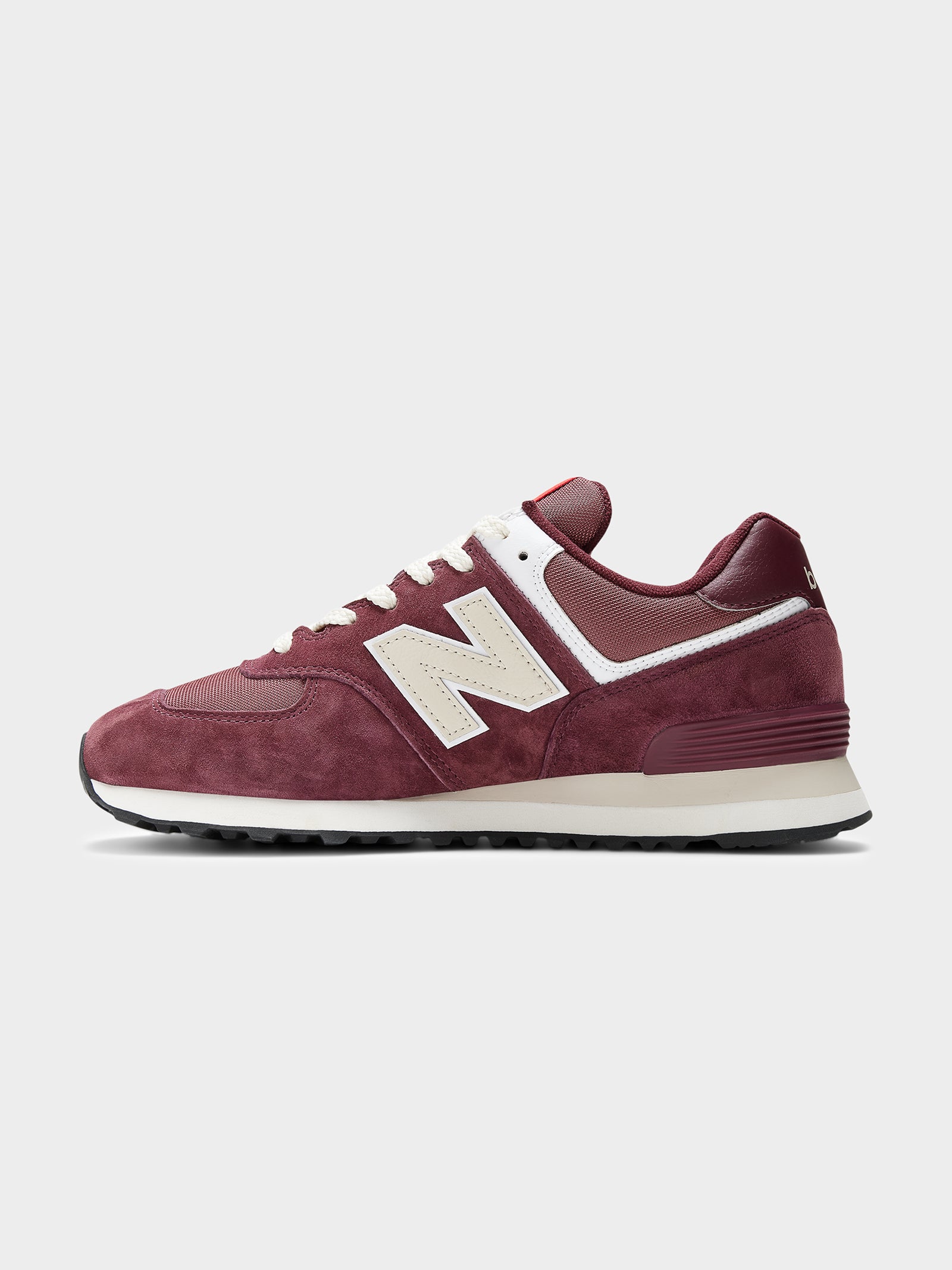 Unisex 574 Sneakers in Maroon