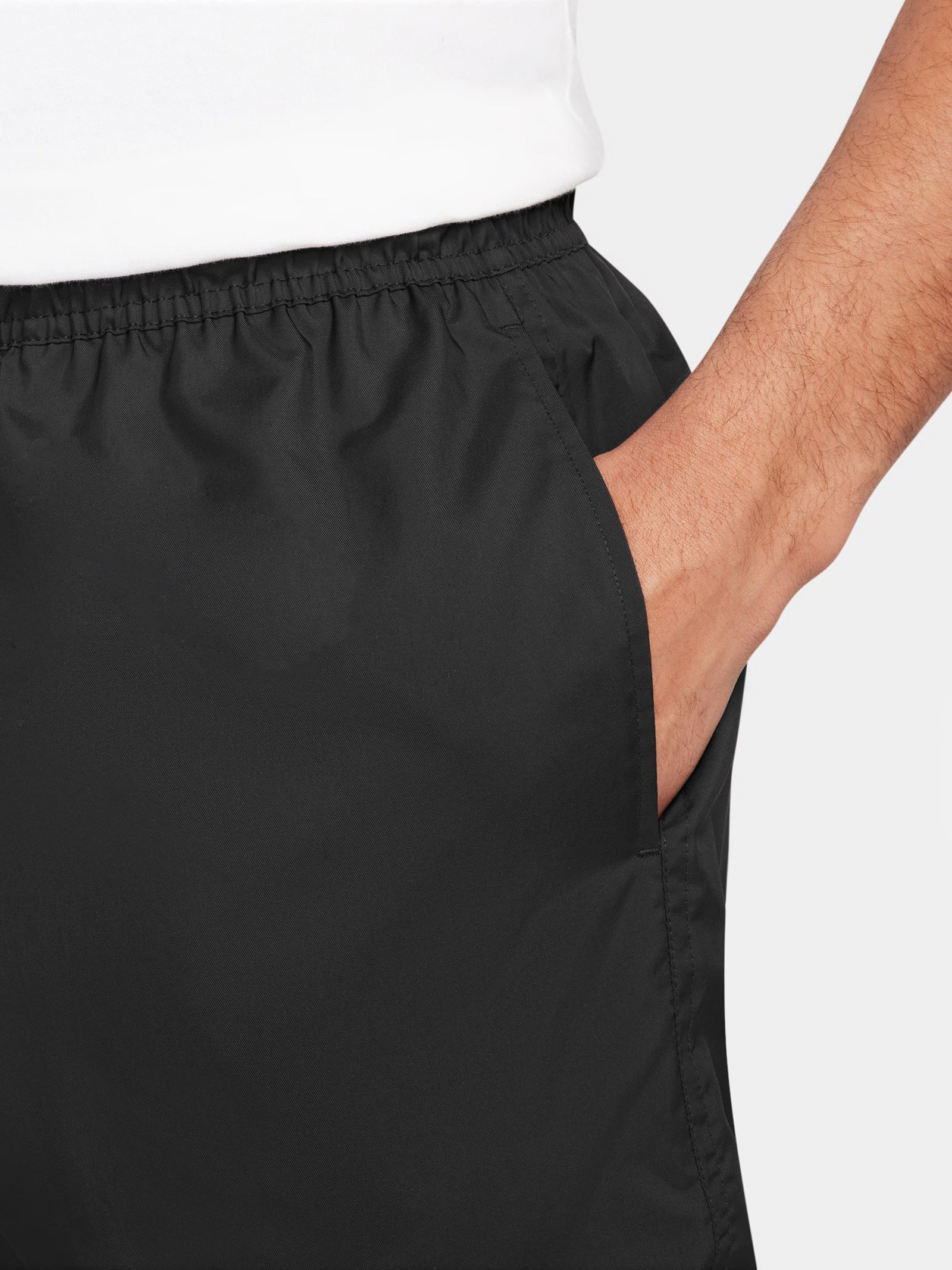 Club Woven Flow Shorts in Black & White