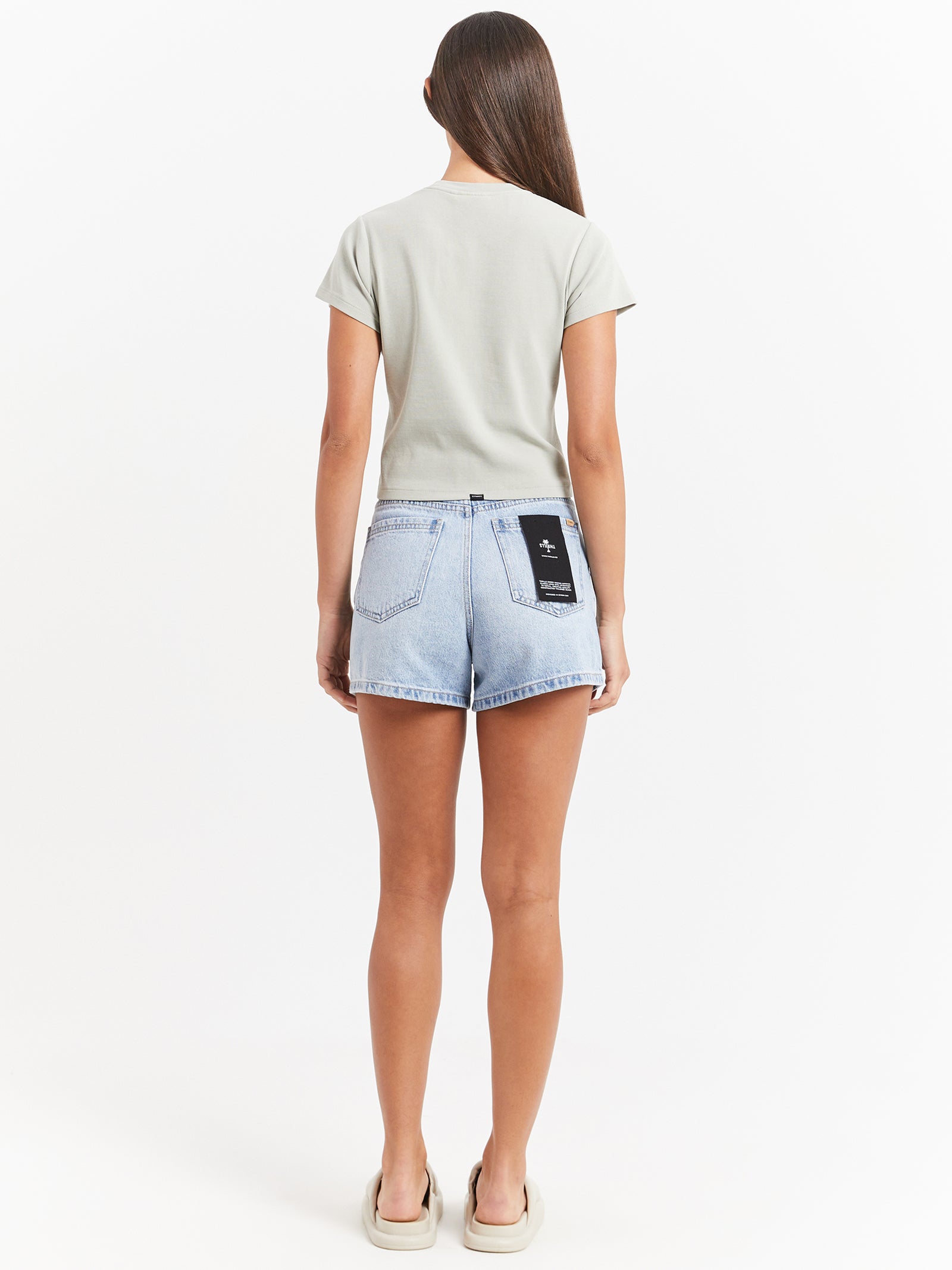 Erica Shorts in Clean Hem Endless Blue