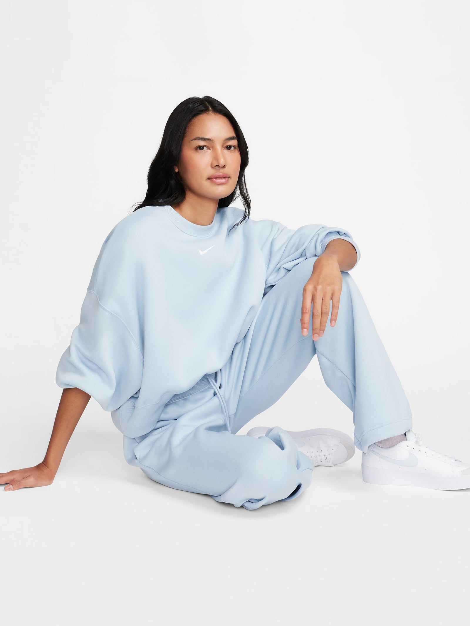 Phoenix Fleece Oversized Crew Jumper in Light Armory Blue & Sail