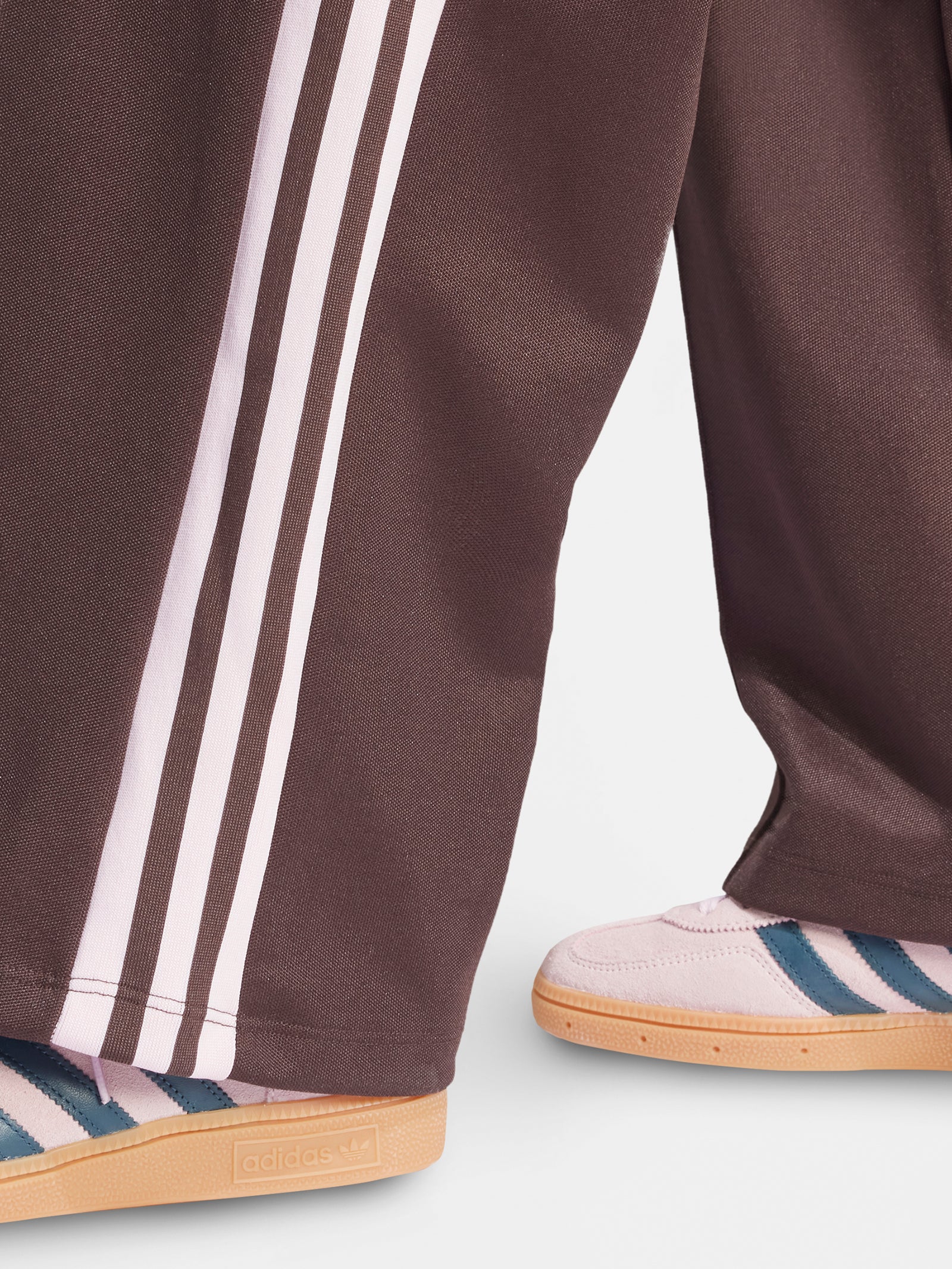 Beckenbauer Track Pants in Shadow Brown