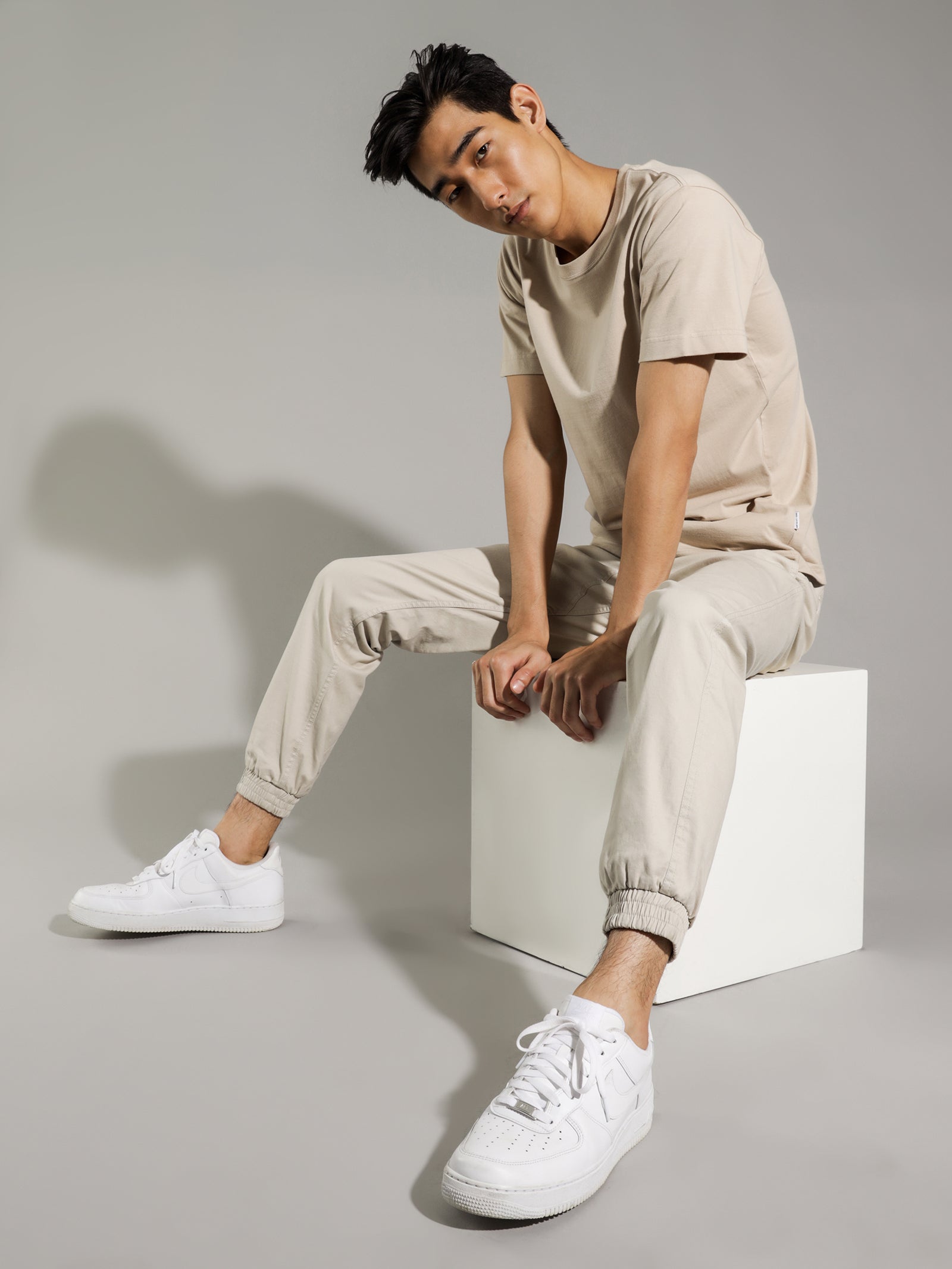 Boden Joggers in Stone