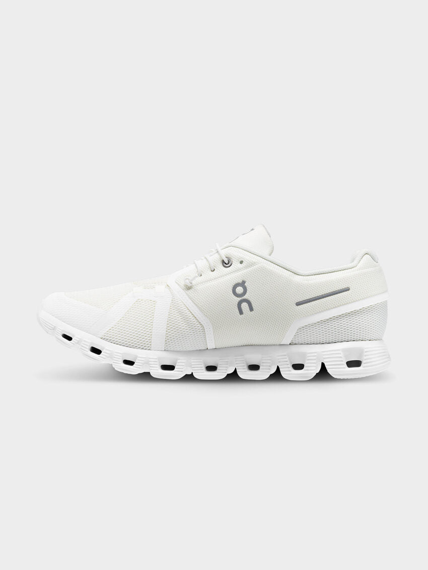 Mens Cloud 5 Sneakers in Undyed White/White