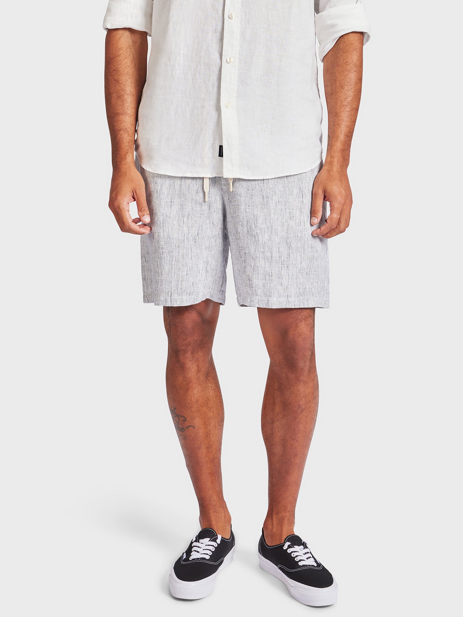 Jeff Linen Short