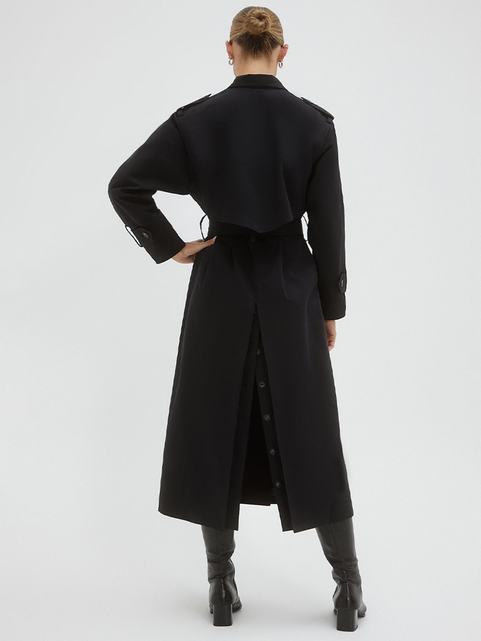 Agency Trench Coat in Black