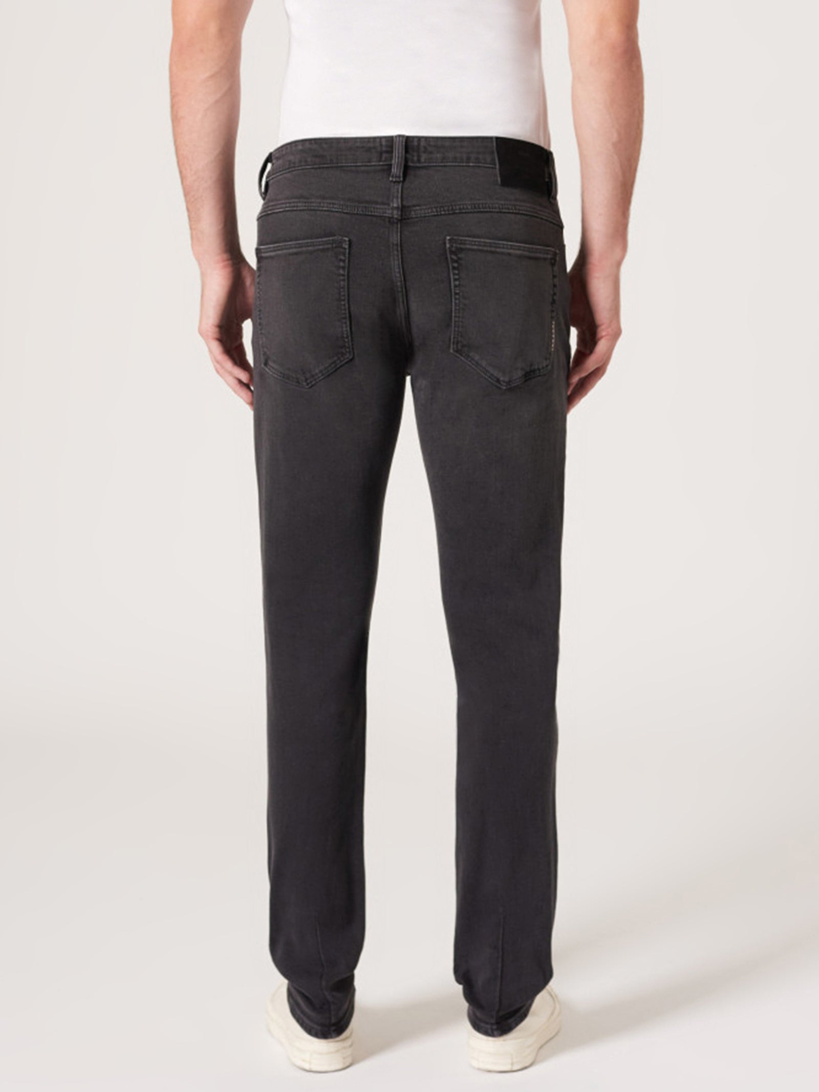 Lou Slim Jeans in Moonshake