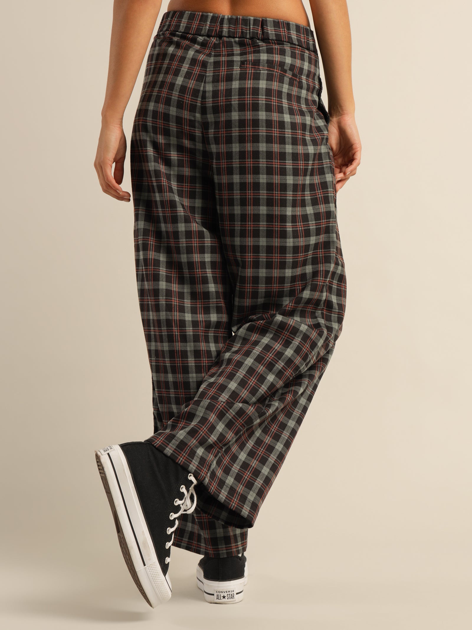 Bryant Pleated Check Pants in Black