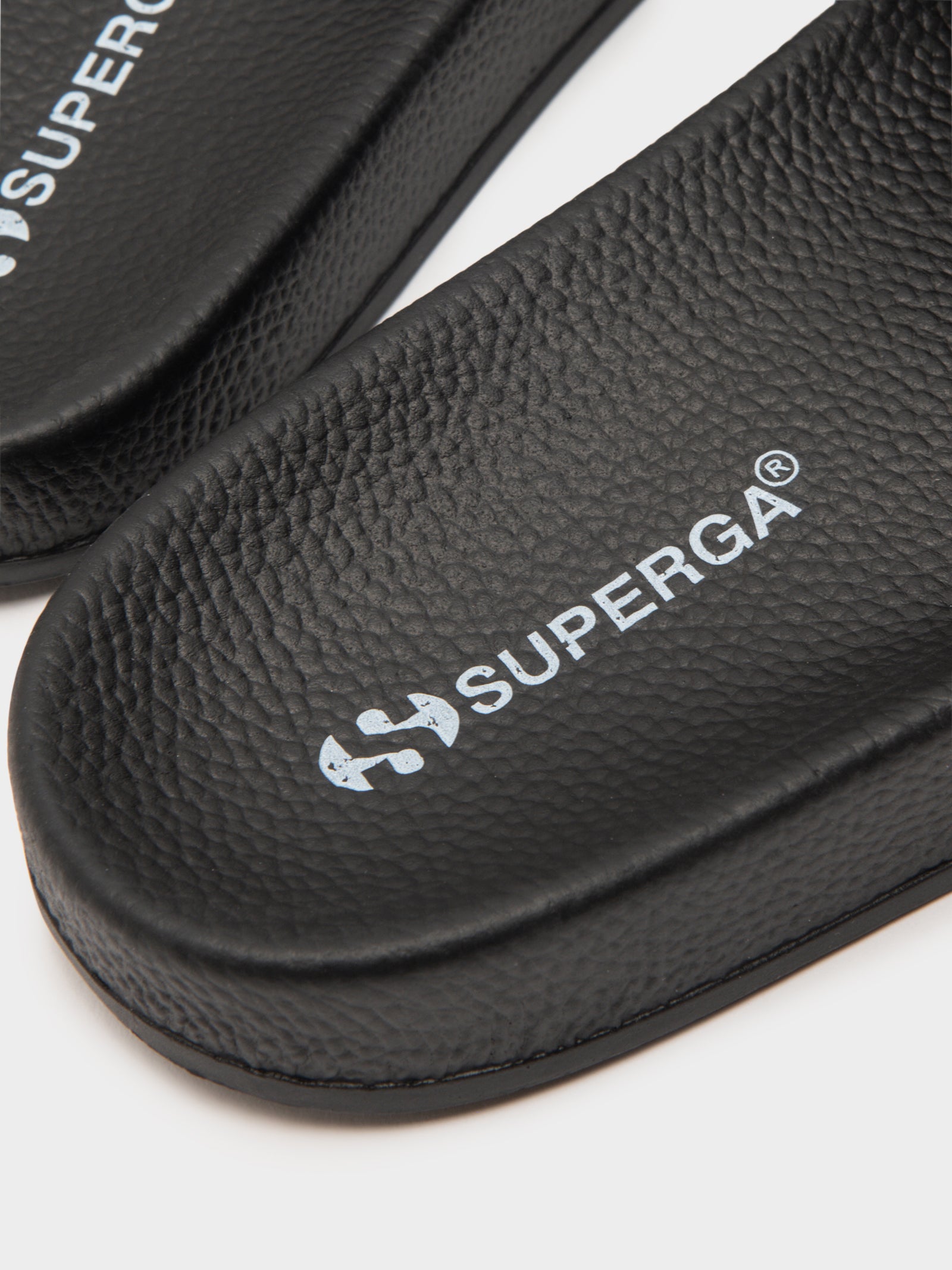 Womens 1908 Woven Leather Slides in Black