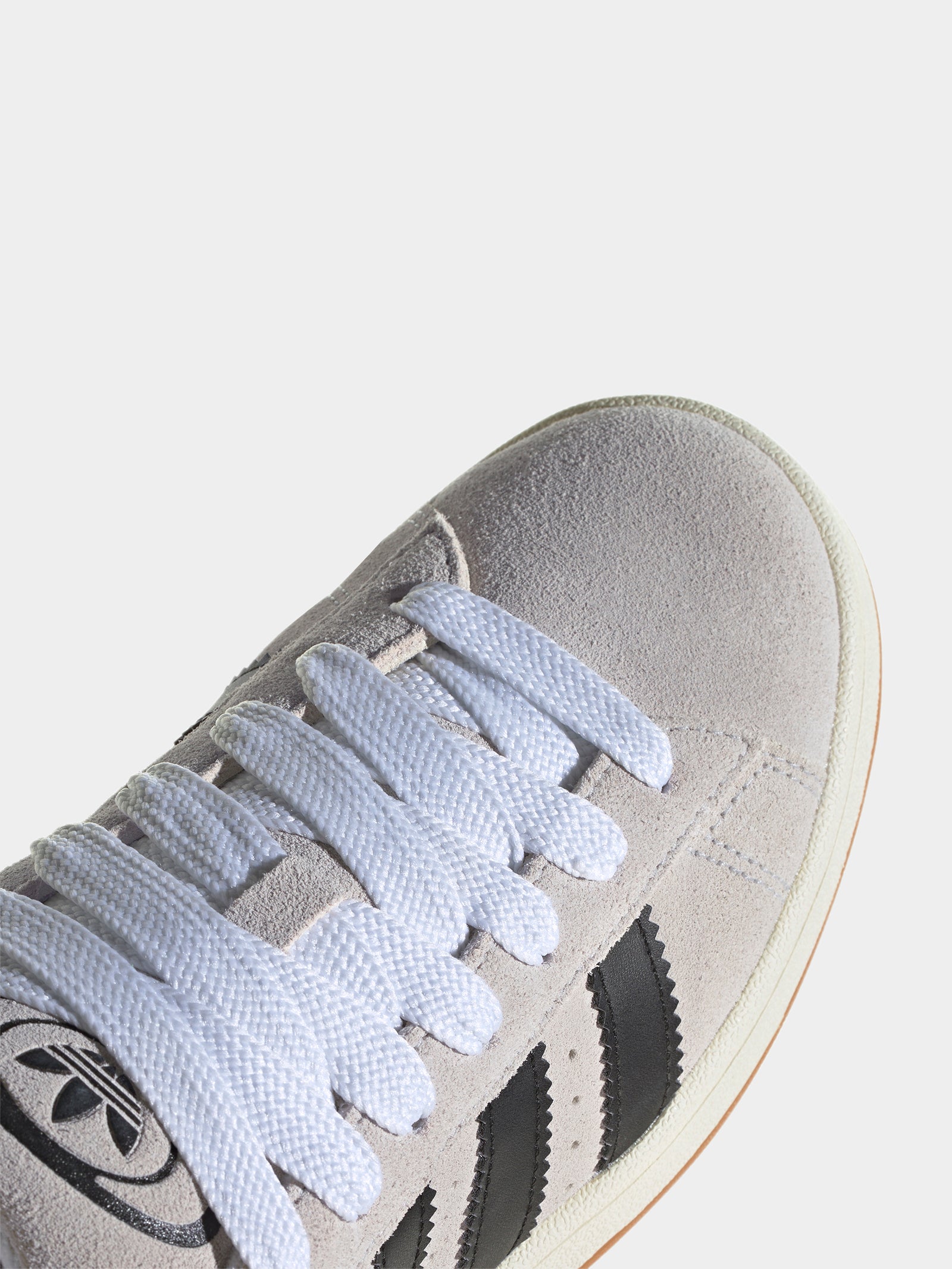 Womens Campus 00s Sneakers in White, Core Black & Off White