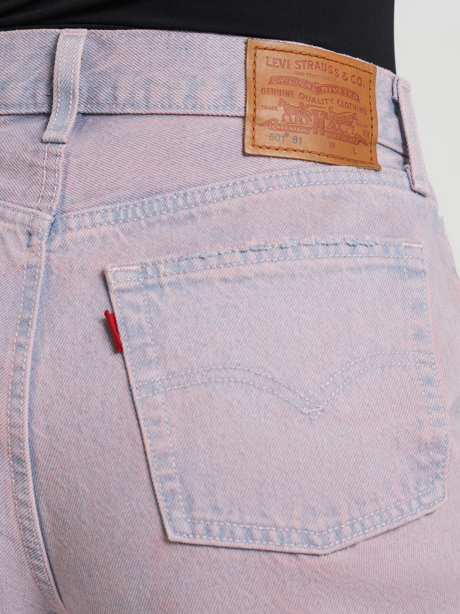 501 '81 Jeans in Quartz Pink Overdye