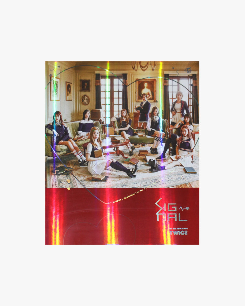 TWICE - SIGNAL (4TH Mini Album) (3 Versions)