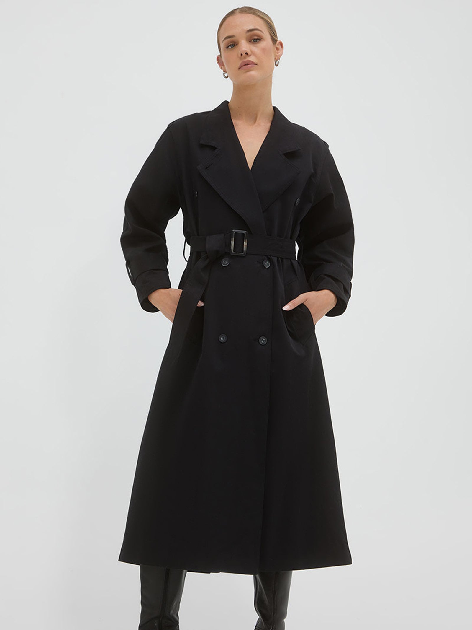 Agency Trench Coat in Black