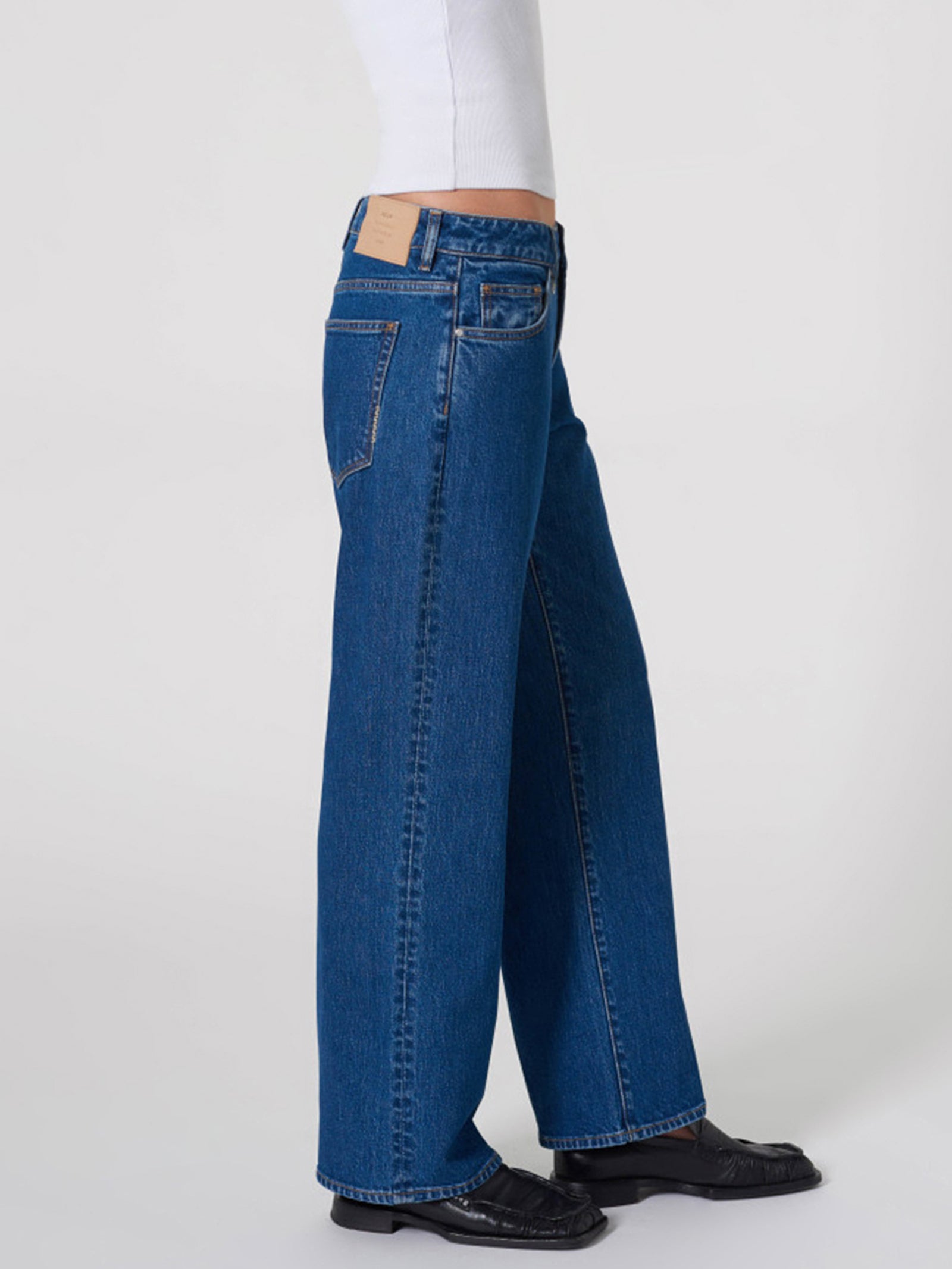 Daria Boyfriend Jeans in Royal Indigo