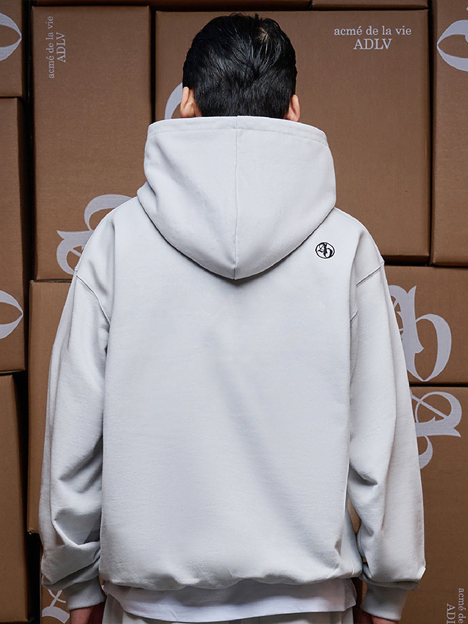 Circle Symbol Rivet Hoodie