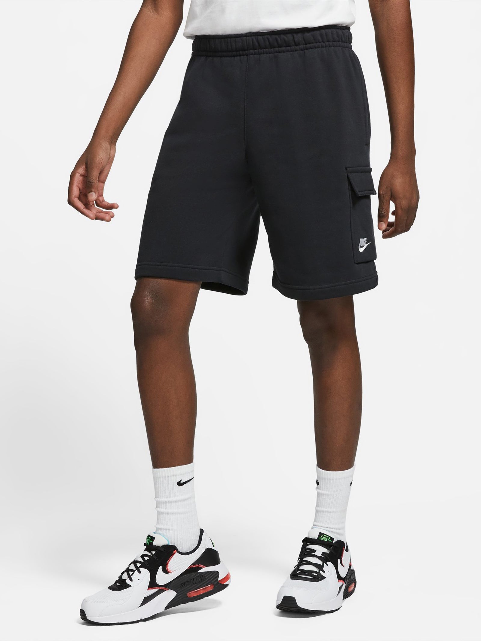 Sportswear Club Cargo Shorts in Black & White