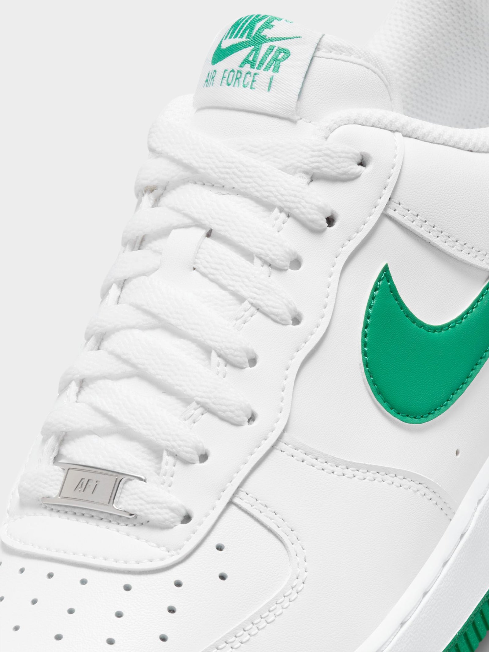 Mens Air Force 1 Low Sneakers in White & Malachite