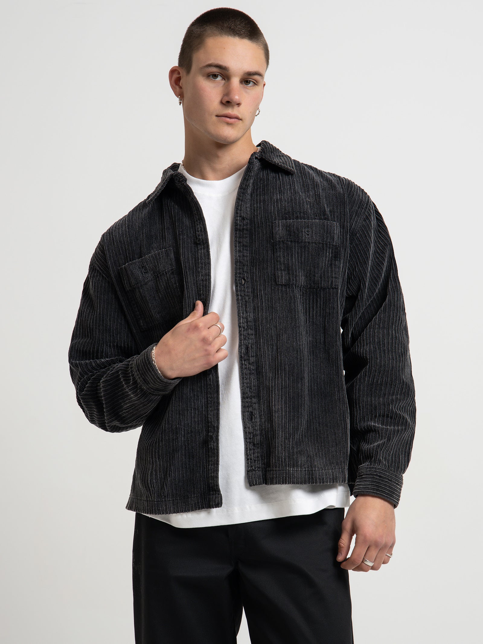 Manic Overshirt in Washed Black