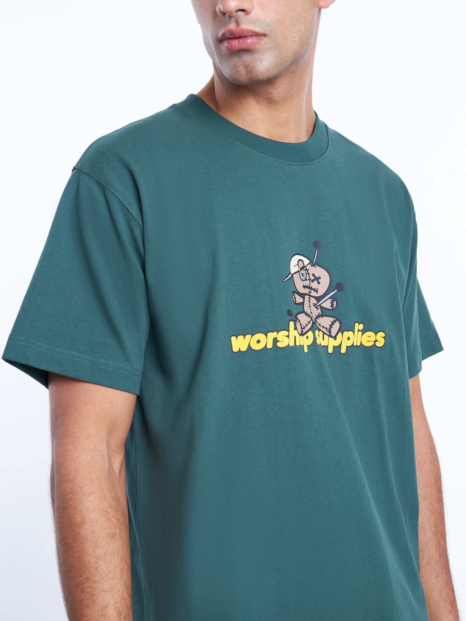 Deja Voodoo Tee In Hunter Green