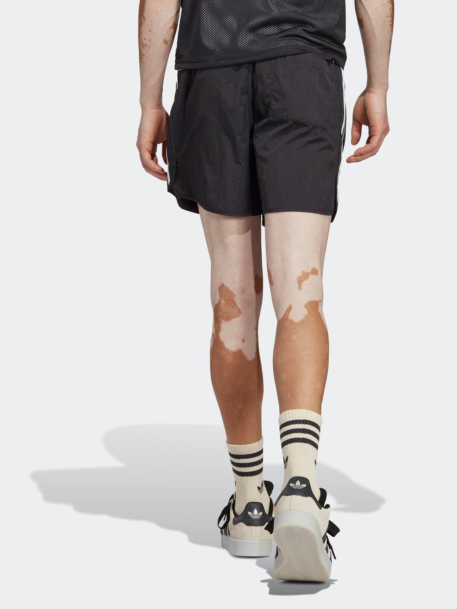 Adicolor Classics Sprinter Shorts in Black