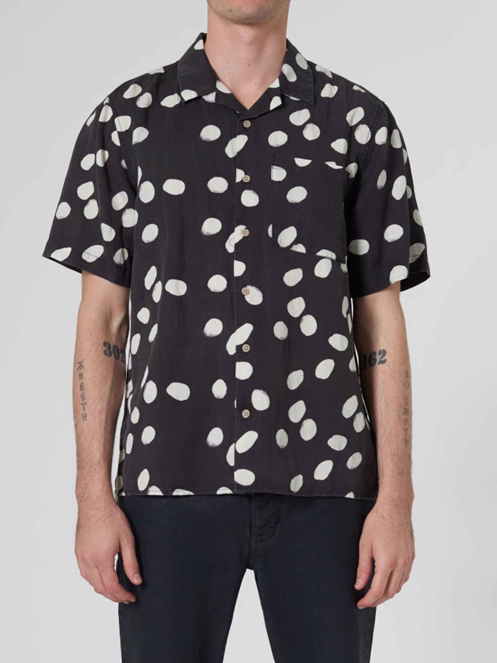 Curtis Short Sleeve Dot Shirt in Black