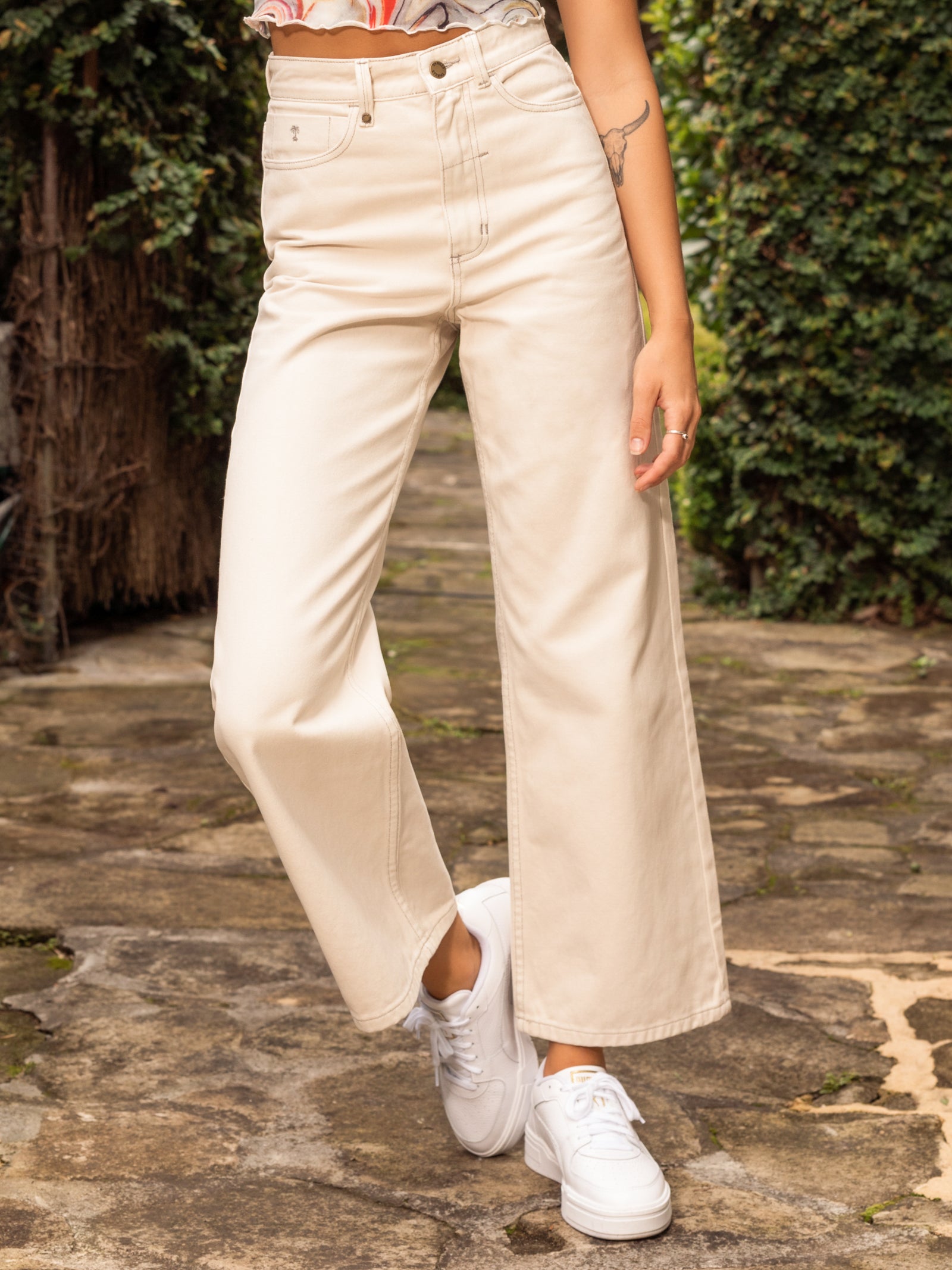 Holly Wide-Leg Jeans in Vintage Bone