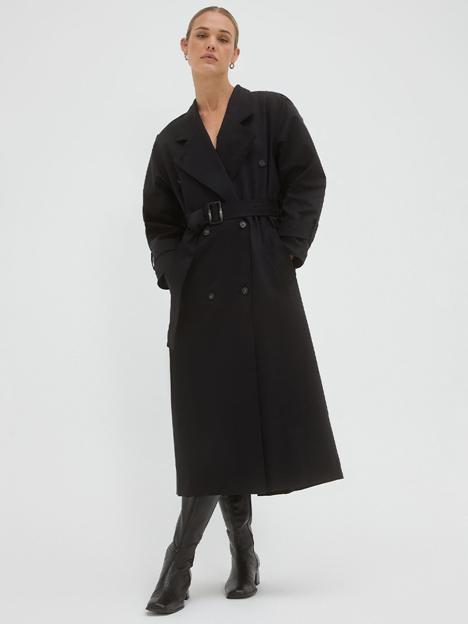 Agency Trench Coat in Black