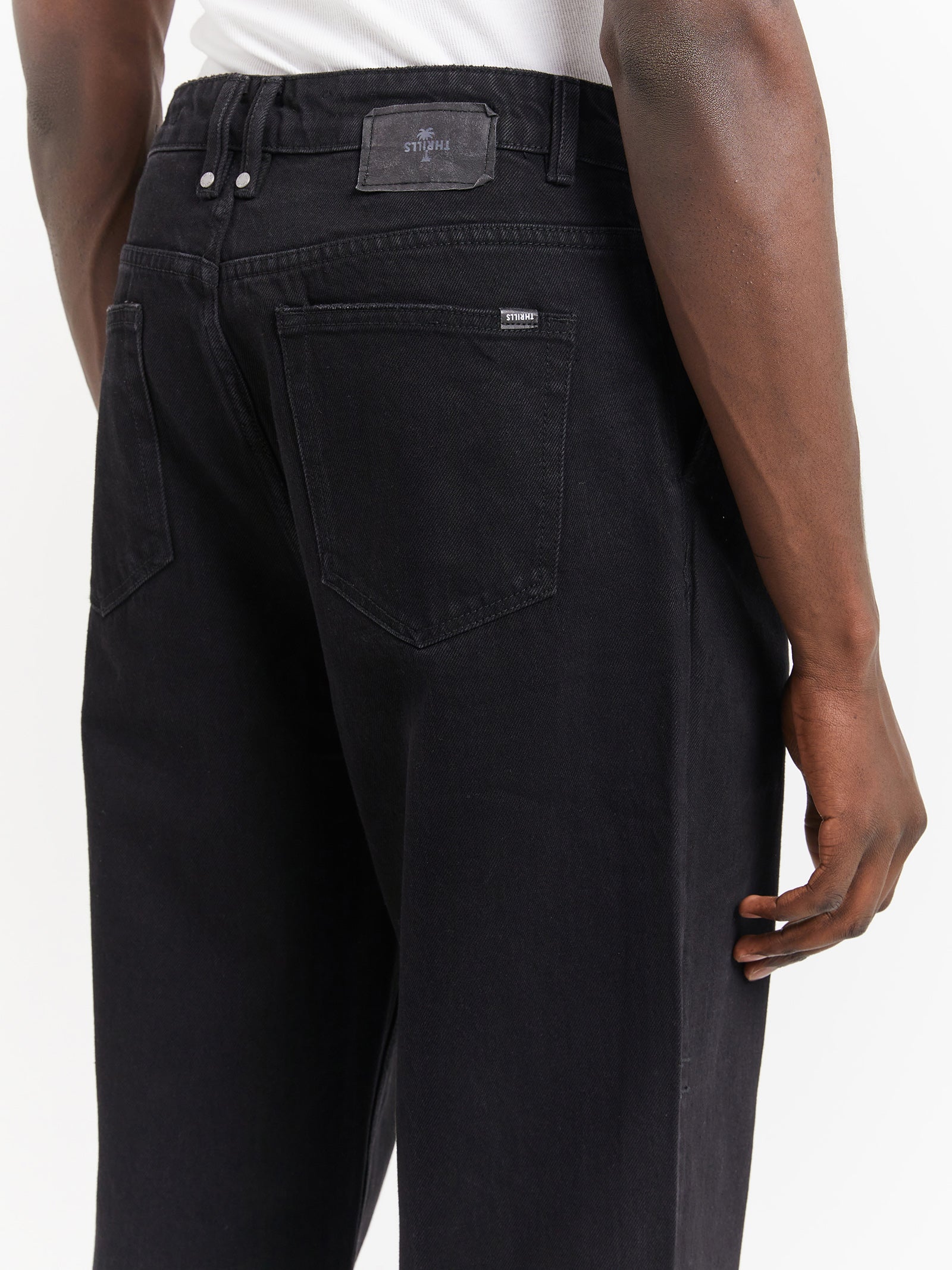 Big Slacker Pleated Jeans in Black Rinse