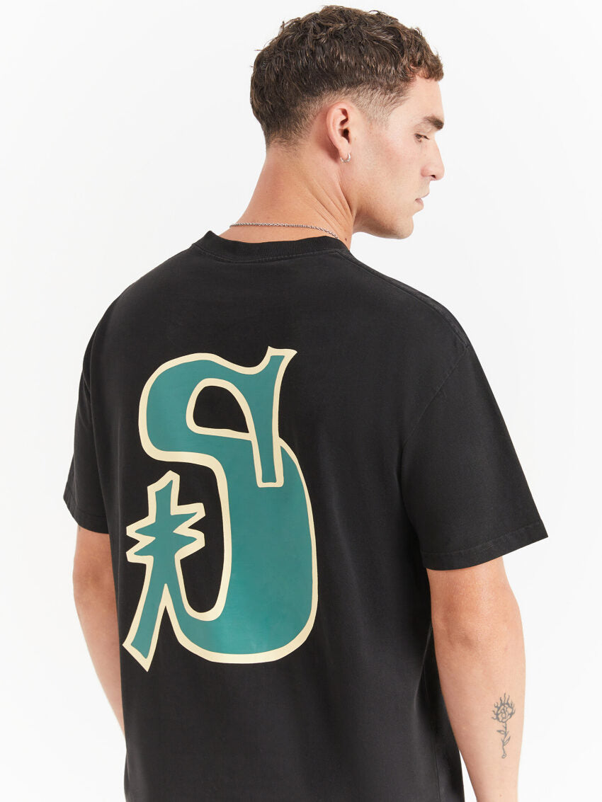 Big S Heavyweight Short sleeve T-Shirt in Pigment Black