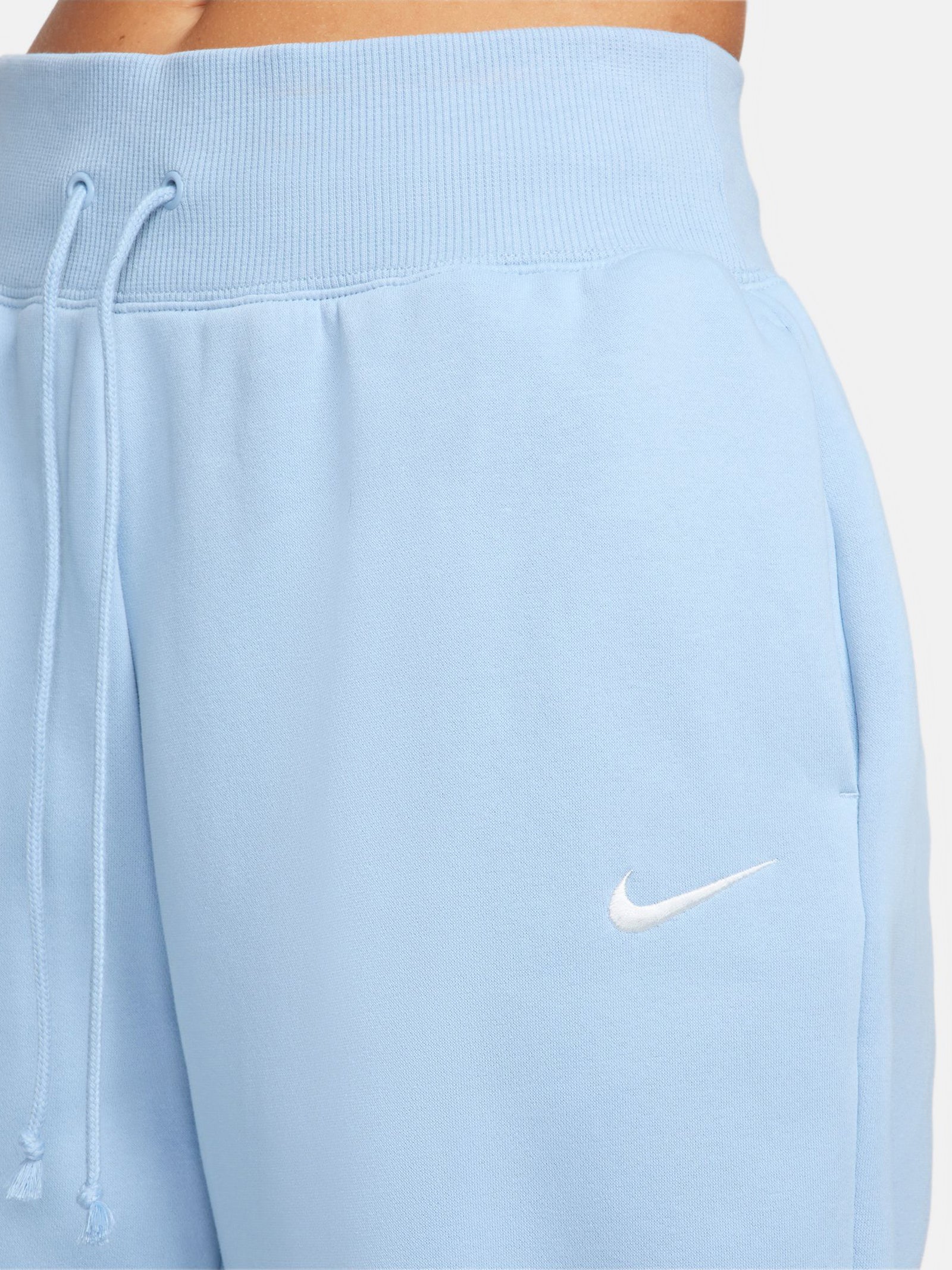 Sportswear Phoenix Fleece Trackpants in Light Armory Blue & Sail