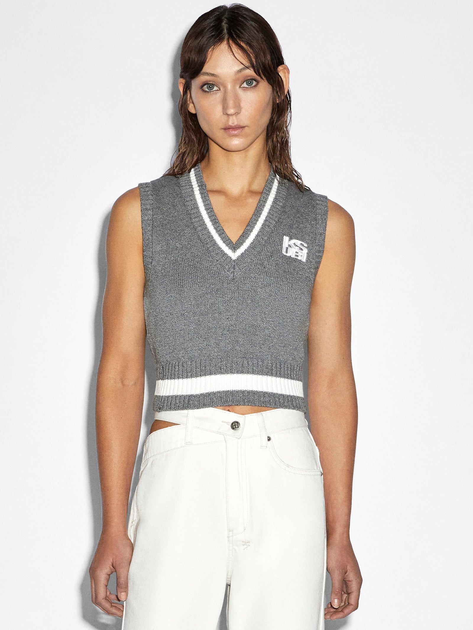 Skipper Vest in Grey Marle